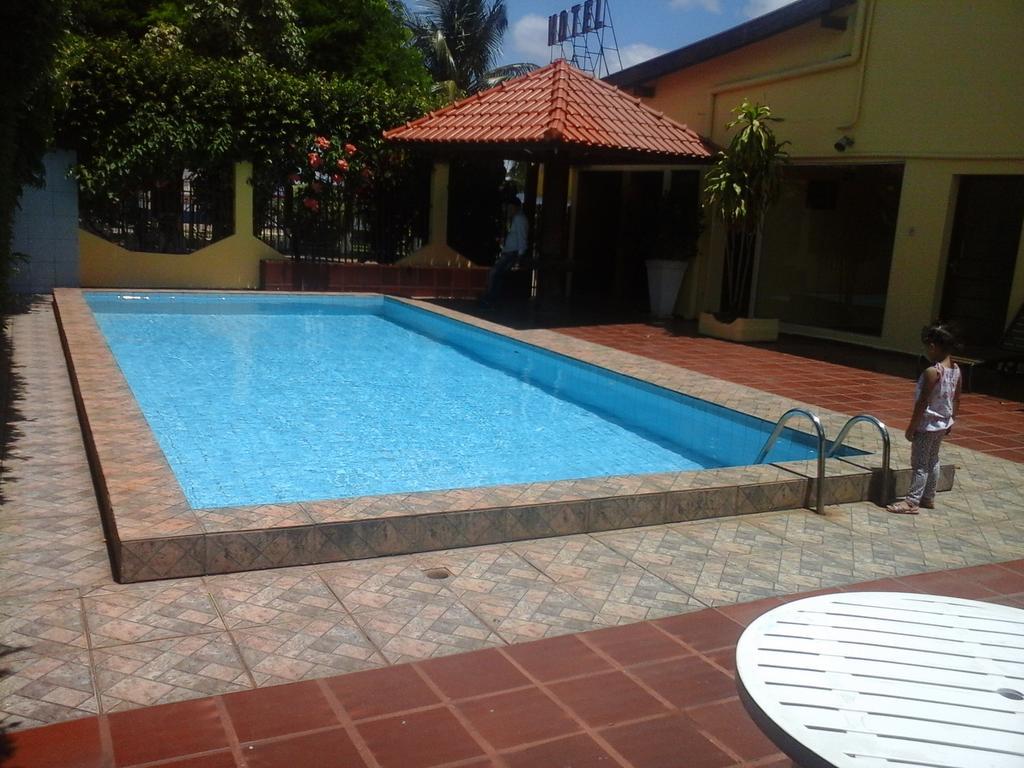 Hotel Paris Campo Grande  Eksteriør billede